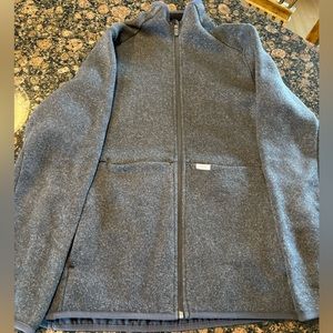 FIGS Women’s heathered Dark Charcoal on shift Sweater Knit Jacket